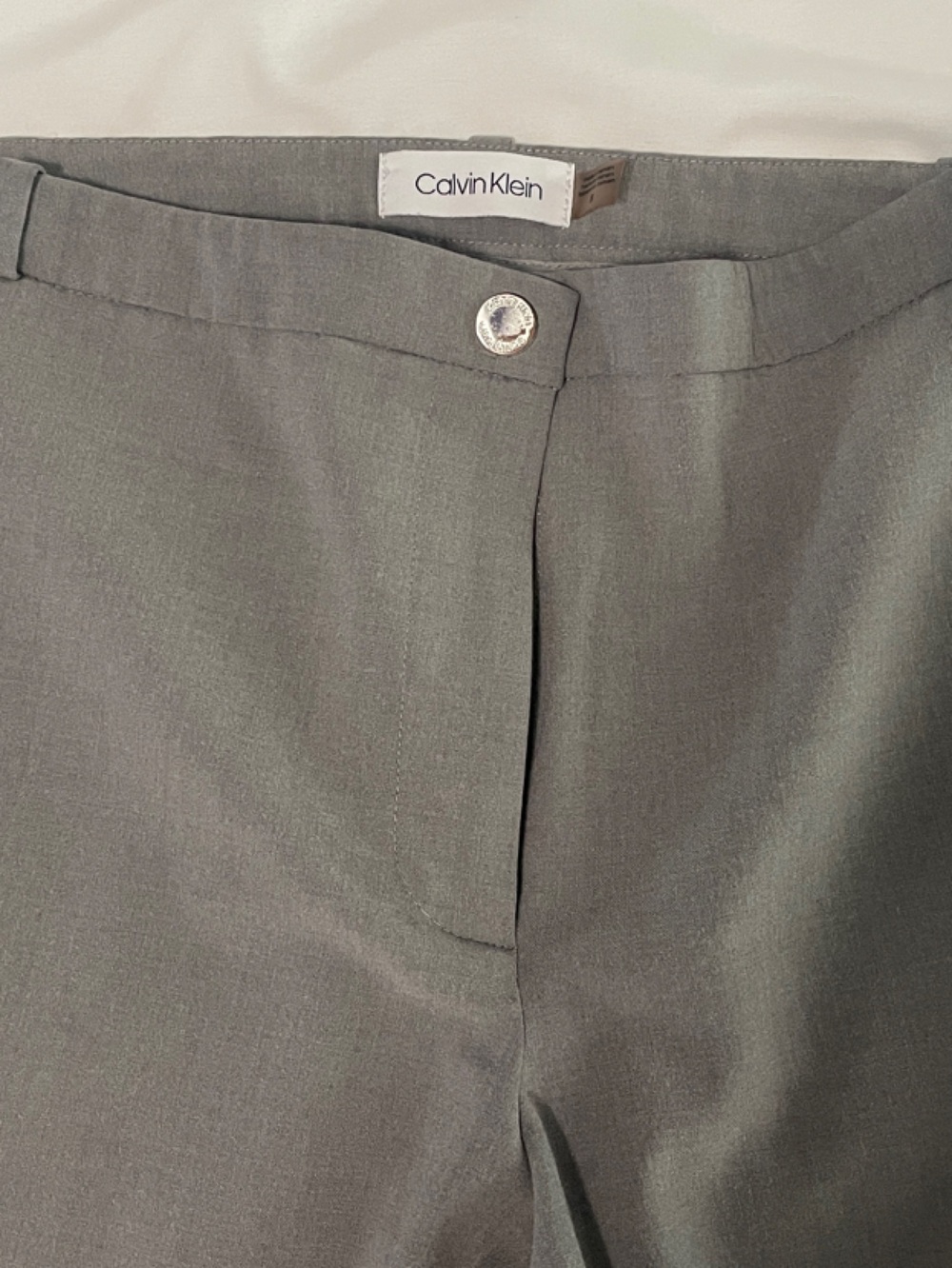 Calvin Klein Women's Gray Slim Touaers - Picture 3 of 6